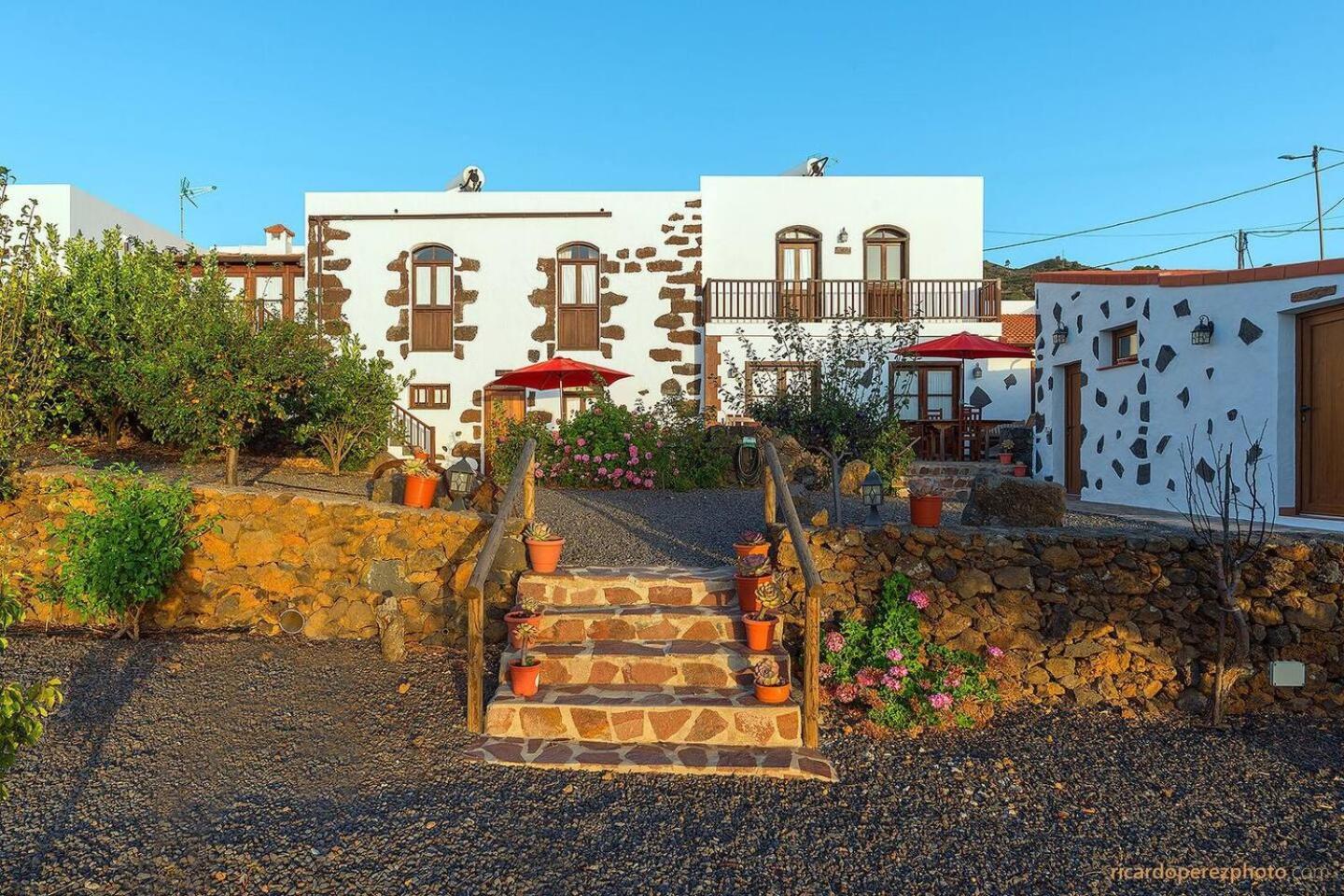 Las Casas Del Abuelito Julian & La Abuela Leonor Isora Екстер'єр фото